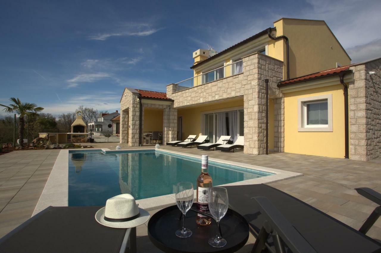 Luxury Villa Lidija Brzac Екстериор снимка